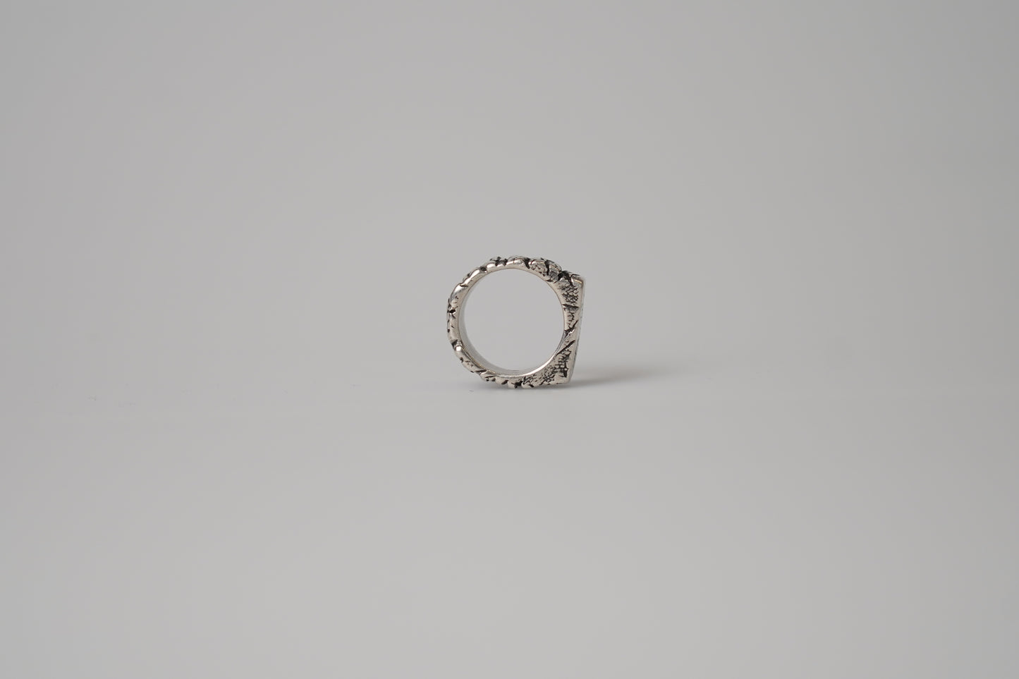 Drake ring