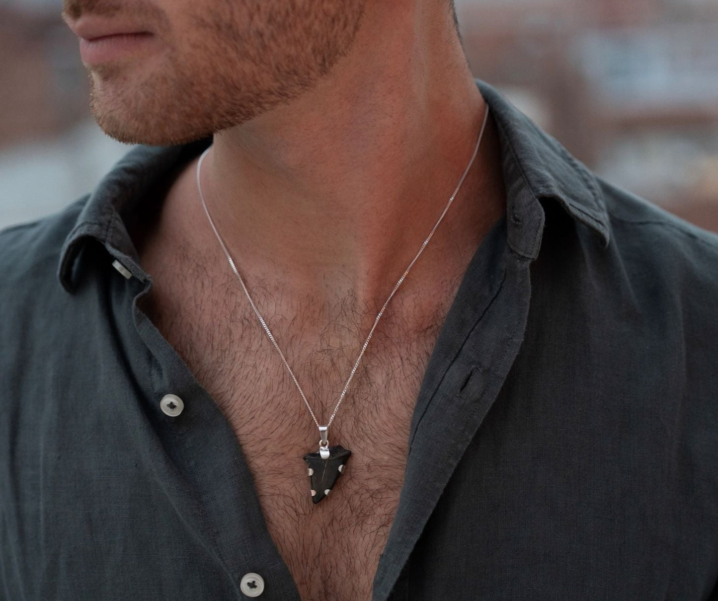 Pangea Classic Mako Necklace Fosil